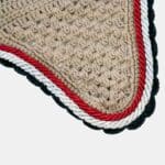 Anna Scarpati - Bonnet Beige / Rouge – Image 2