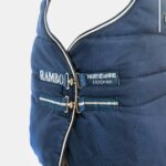 Horseware - Couverture de box Rambo stable rug 400g bleu marine – Image 2