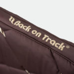 Back on track - Tapis de Selle Night Collection Café – Image 2